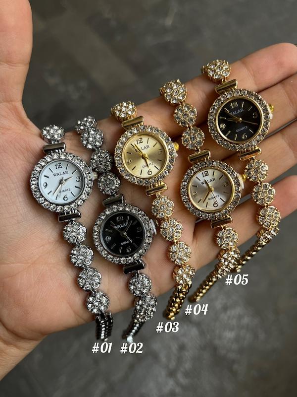 ساعت والر زنانه