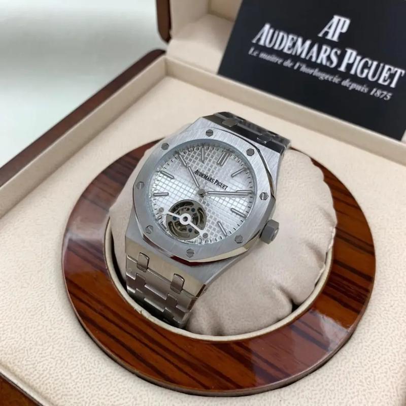 ساعت مردانه برند ادمارس پیگه Audemars piguet (AP)