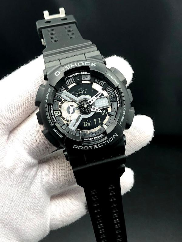 ساعت جیشاک مدل Ga110 بند دو رنگ