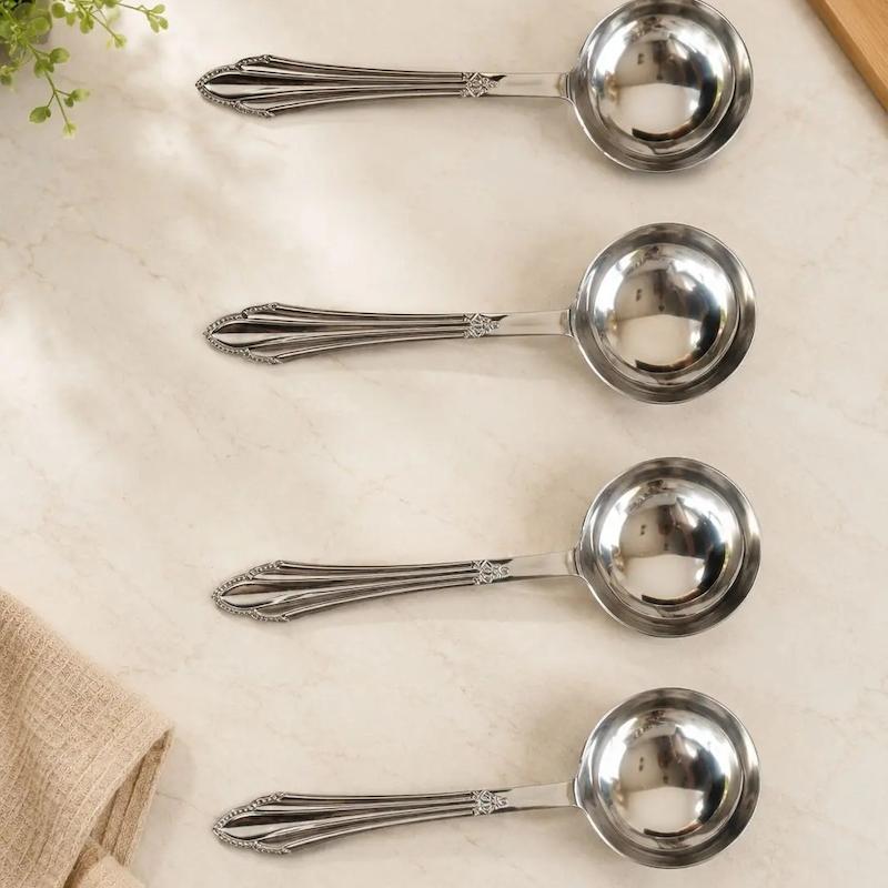 ملاقه  کوچک   ۲۲  سانتی وارداتی 