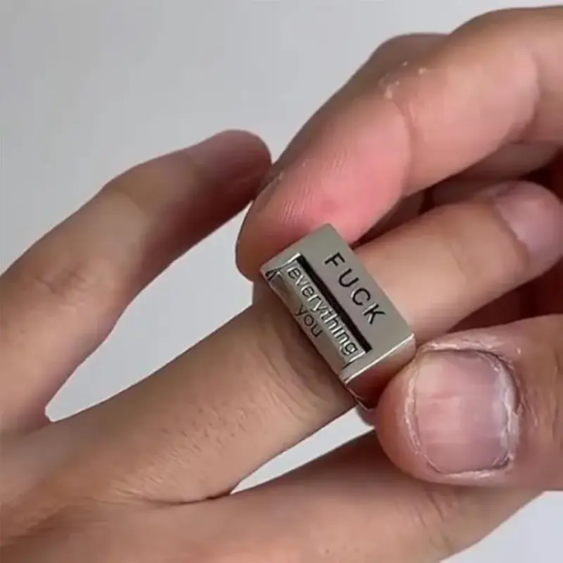 انگشتر چرخان طرح لعنت به تغییر کننده