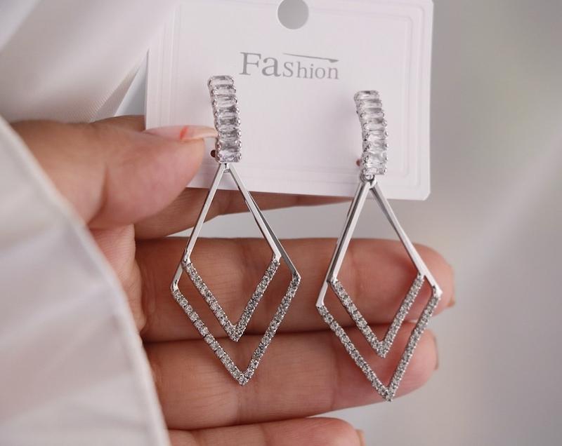 گوشواره زنانه مجلسی نگین دار لوکس