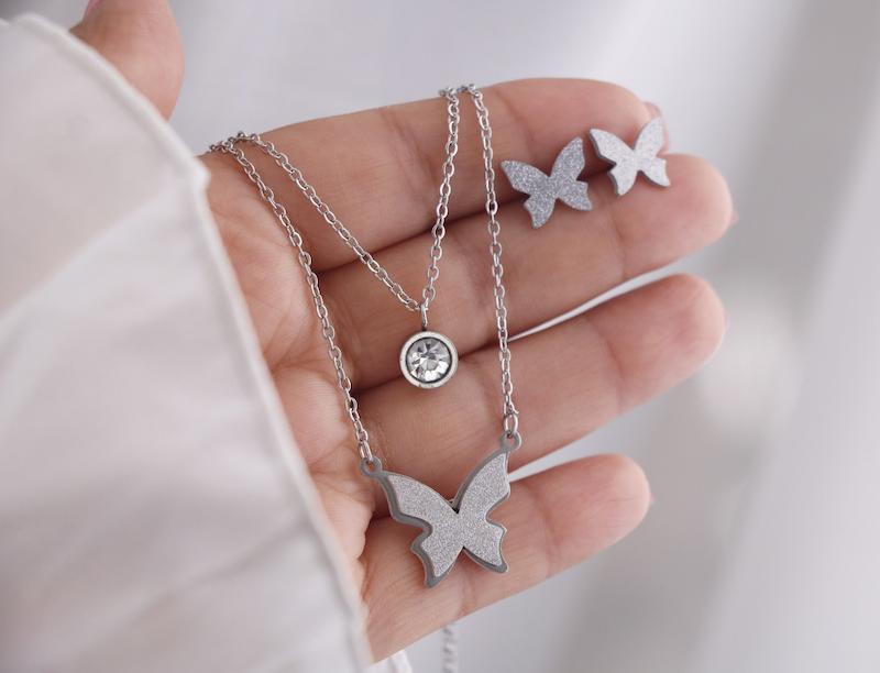 نیم ست زنانه استیل طرح پروانه گوشواره و گردنبند دولاین نگین دار