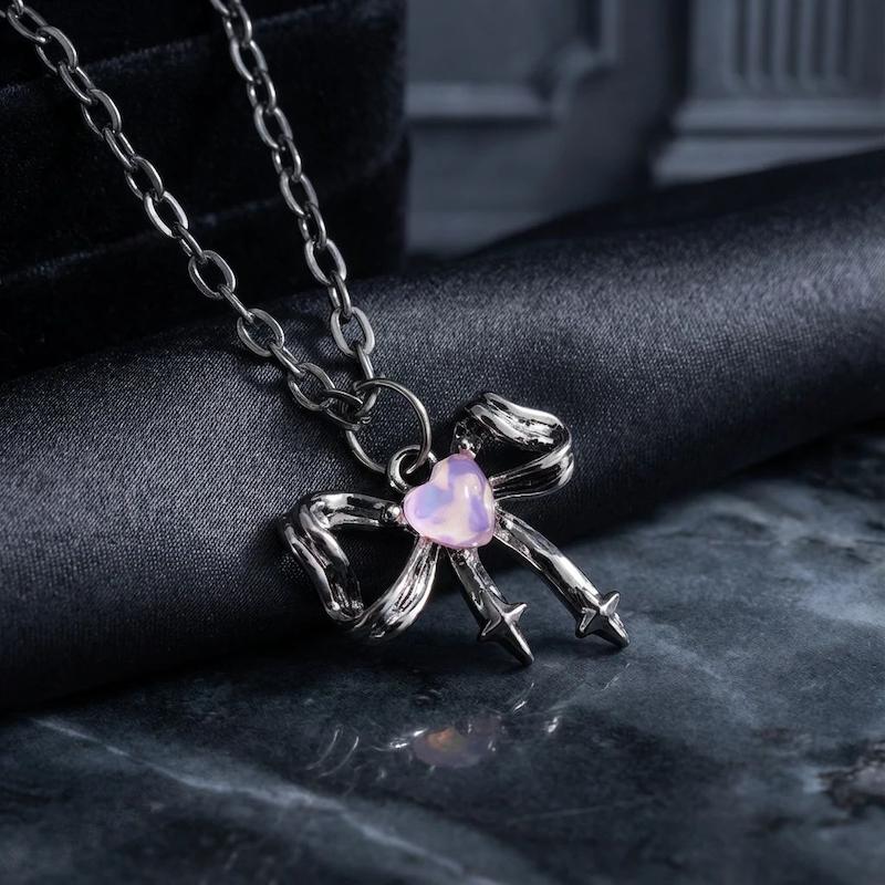 گردنبند زنانه پاپیون نگین دار کیوت