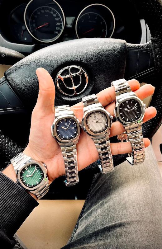 ساعت پوداگار مکعبی استیل