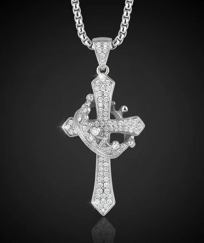 گردنبند صلیب تاج دار فول نگین هیپ هاپی