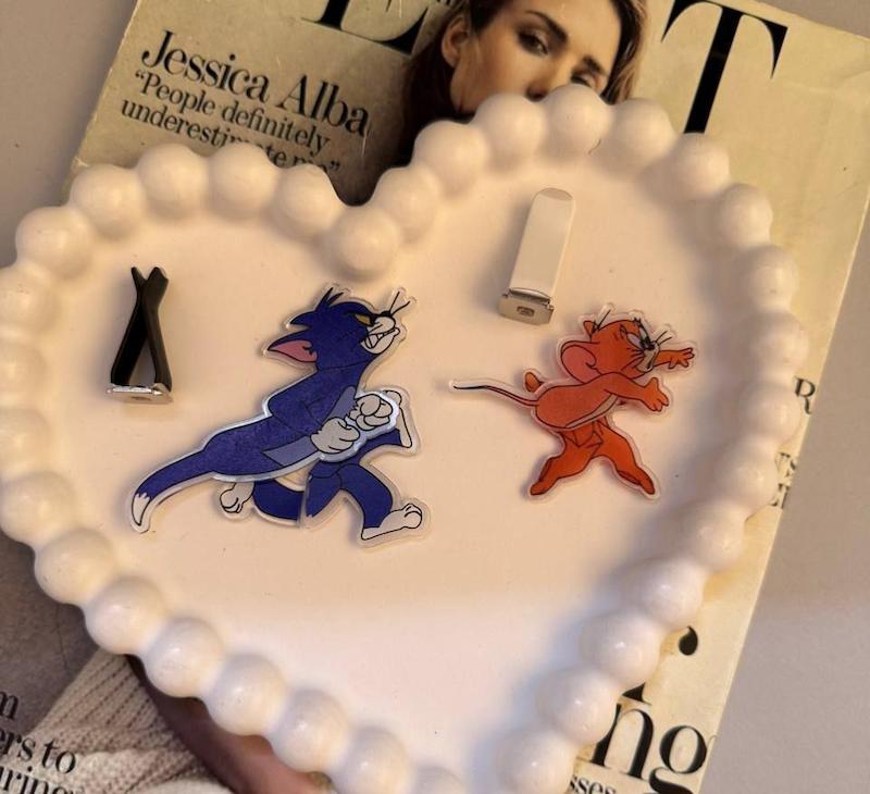 استند دکوری ماشین تام و جری دونده چرخان