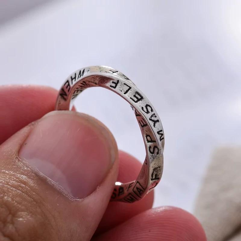 حلقه LET IT BE پیچ خورده