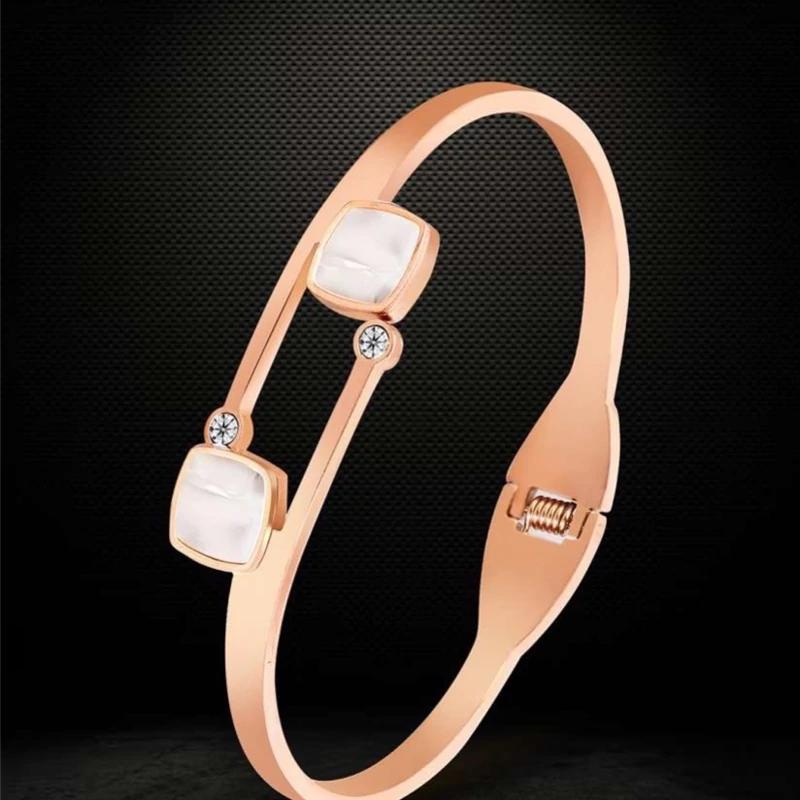 دستبند زنانه استیل مربع لوکس