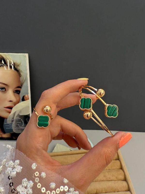 ست دستبند و انگشتر طرح ونکلیف زنانه استیل