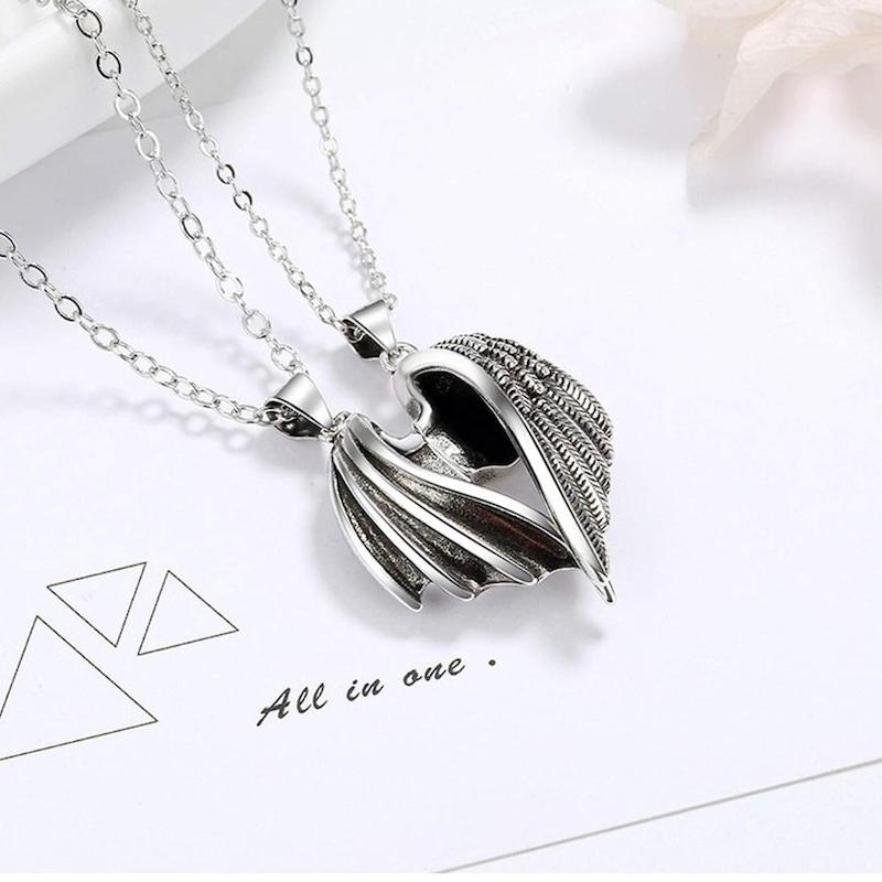 گردنبند ست کاپلی طرح بال مگنتی