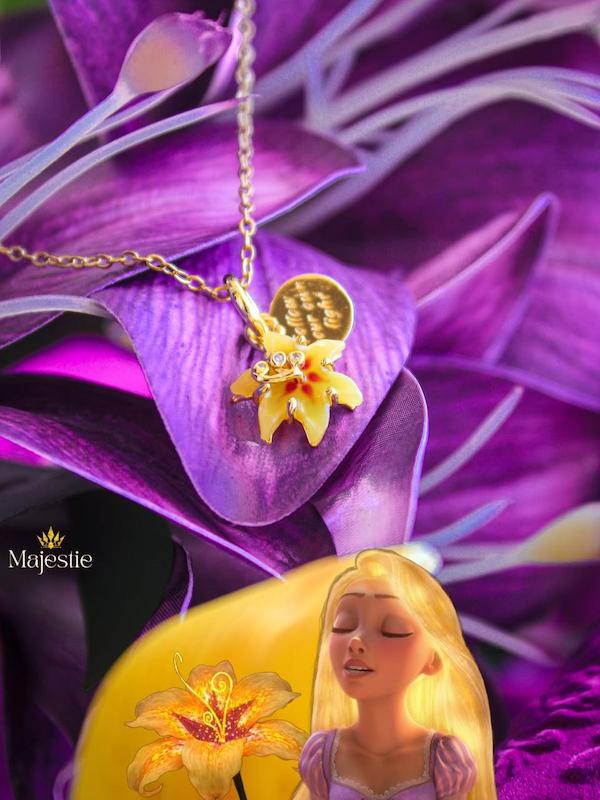 گردنبند زنانه دخترانه گل لیلیوم راپونزل شب تاب