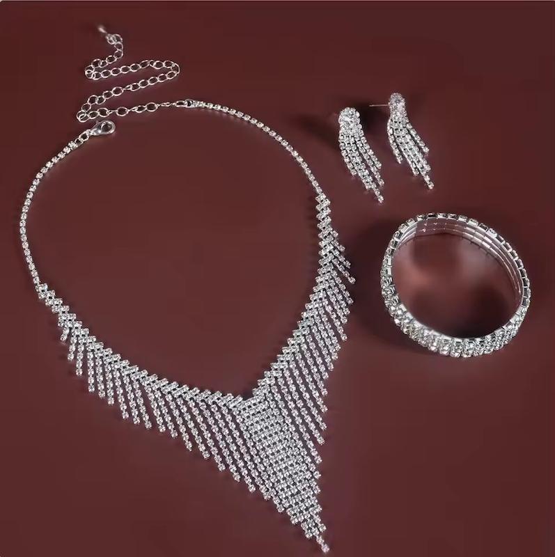 سرویس نیم ست زنانه نگین دار لاکچری مجلسی