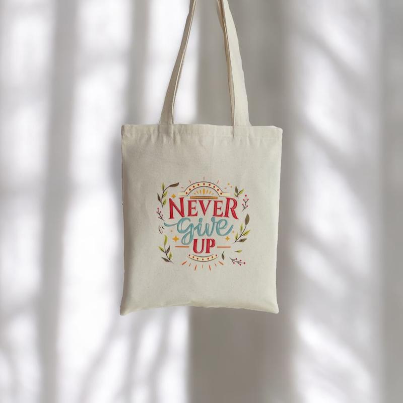توت بگ  never give up ( هرگز تسلیم نشو ) 