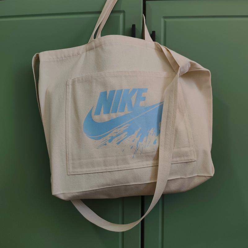 توت بگ nike