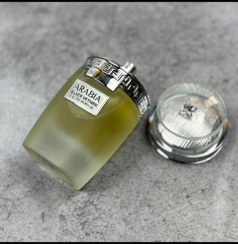 عربیا سیلور وتیور له شامو امپر مشابه تام فورد گري وتيور