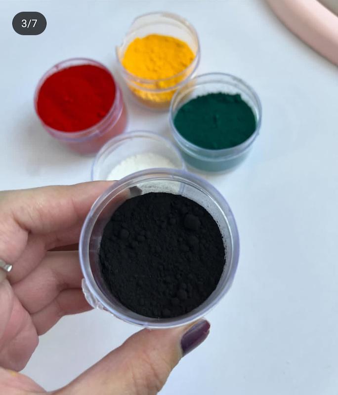 رنگ پودری مشکی