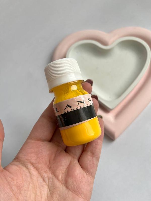 رنگ اکرولیک لانسیا زرد