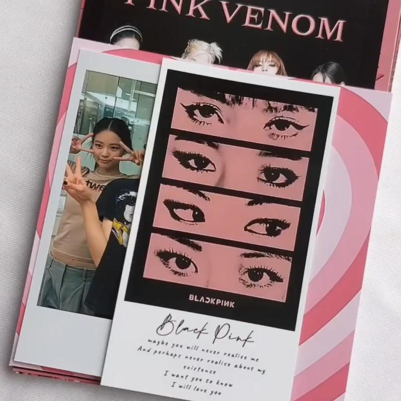 پک COMBO (پوستر+فوتوکارت) بلک پینک