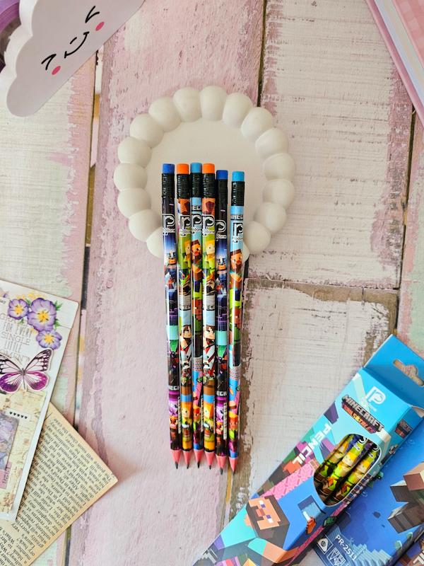 مداد مشکی پاکن‌دار طرح ماینکرافت