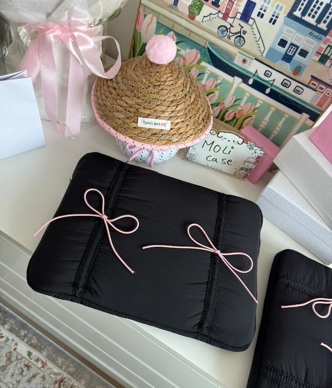 کاور لپتاپ و ایپد مشکی پاپیون صورتی 🎀