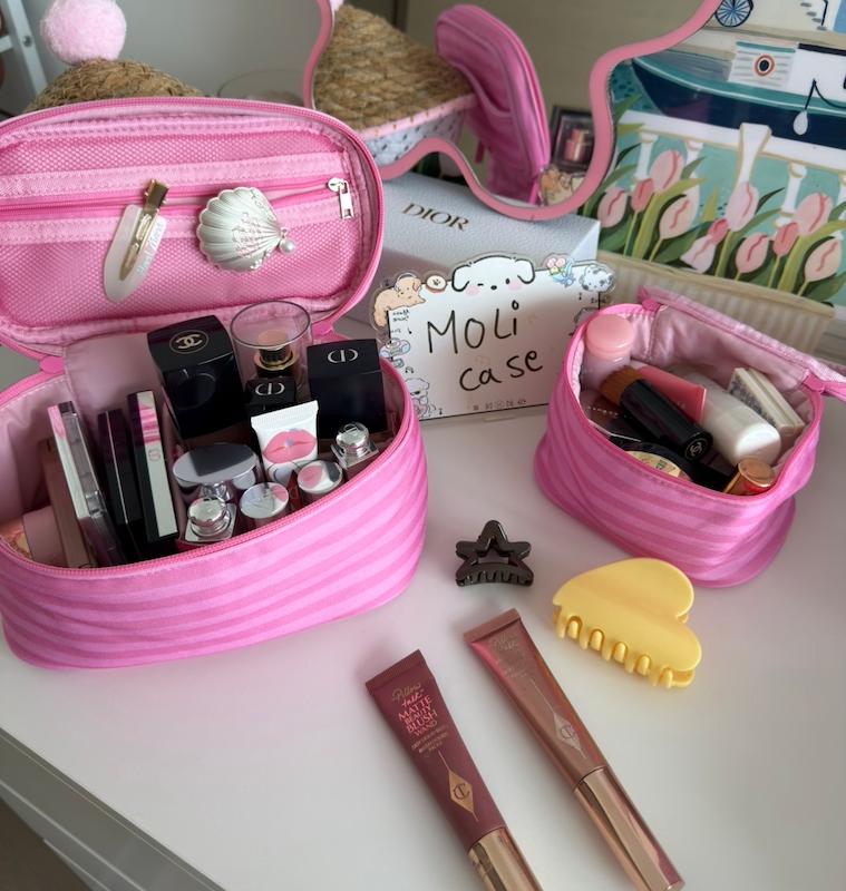 کیف ارایشی صورتی راه راه💕🌸
