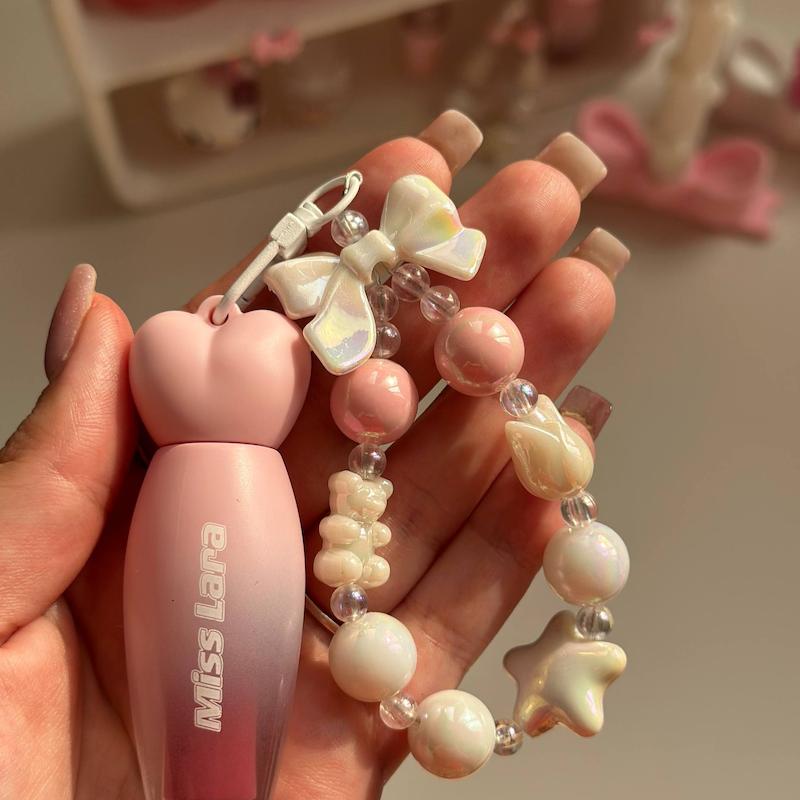 لیپگلاس آویزدار میس لارا