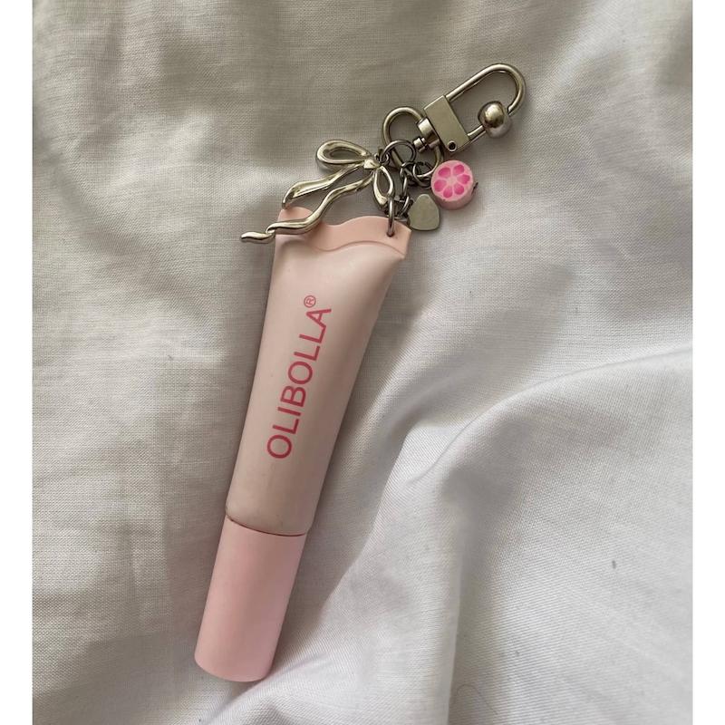 آویز لیپگلاس