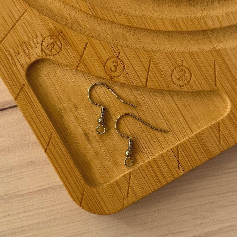 پایه گوشواره عصایی