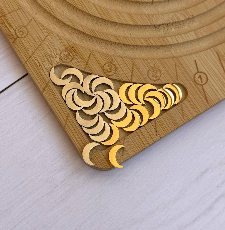 ماه سه بعدی