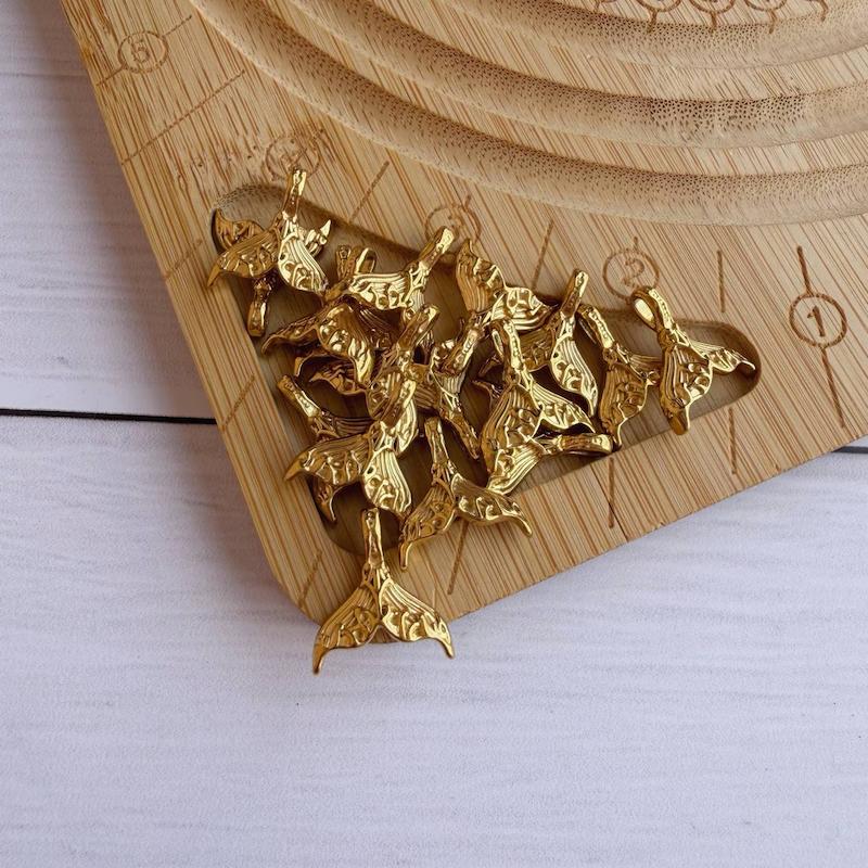 دم وال استیل