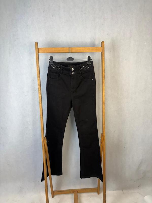 شلوار جین بوتکات زنانه برند Vero Moda کد 059