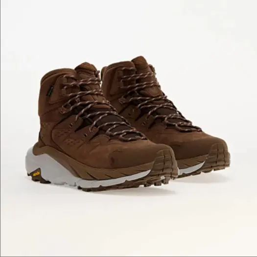 کفش طبیعت‌گردی  Hoka - کاها 2