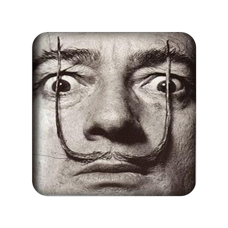 دالی، آینه جیبی فانتزی، اکسسوری