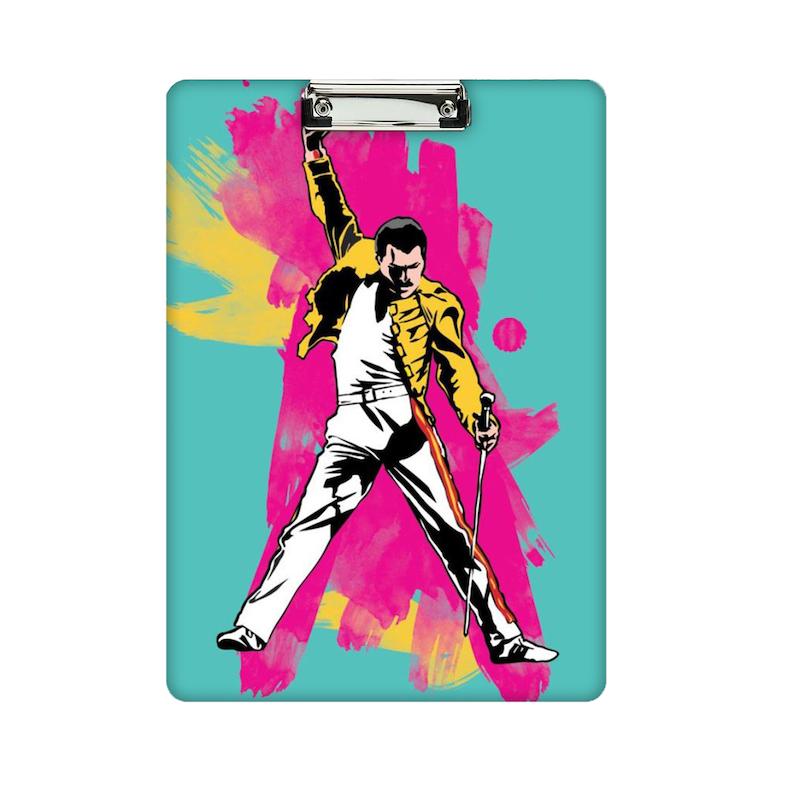 تخته شاسی طرح خواننده کد 1945