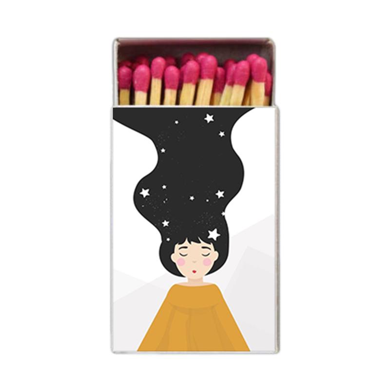 دختر ، شب ، اکسسوری