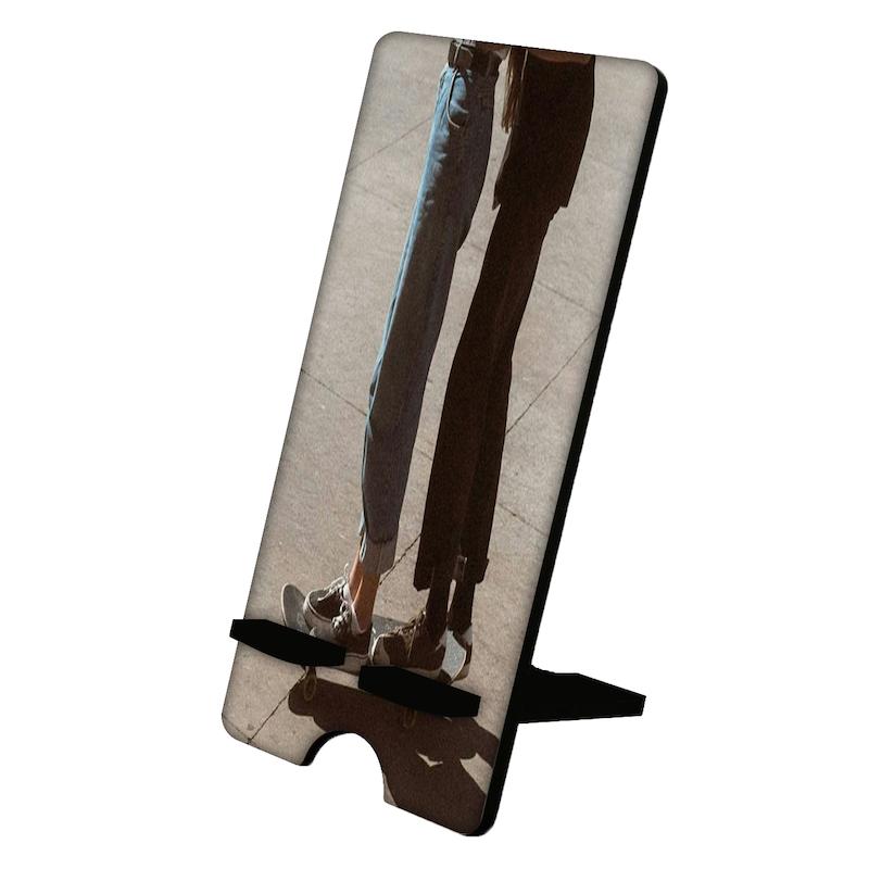 پایه موبایل طرح اسکیت کد 1148