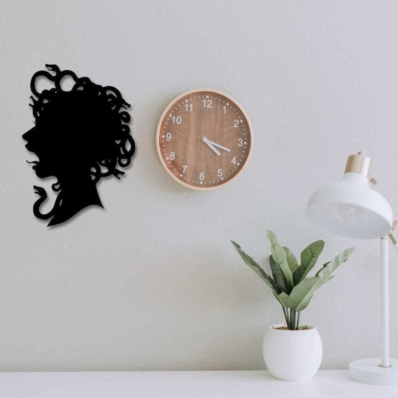 استیکر چوبی طرح زن کد 261