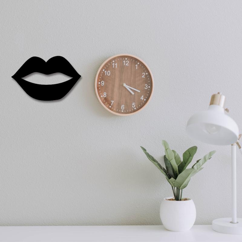 استیکر چوبی طرح لب کد 268