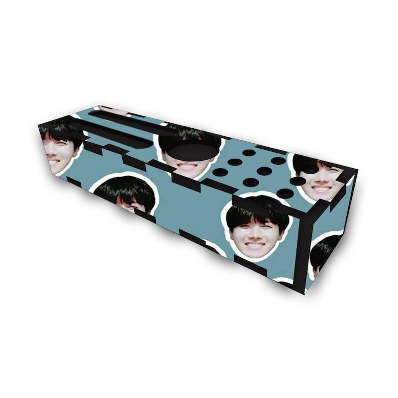 جامدادی رومیزی طرح بی تی اس کد 667