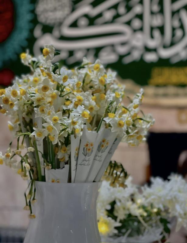 گیفت قیف کاغذی گل نرگس
