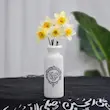 گلدان حسین منی و انا من حسین