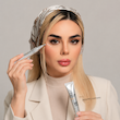کرم دور چشم ریدل شات ویتا لایت روشن کننده وی تی VT Reedle Shot Vita-Light Eye cream