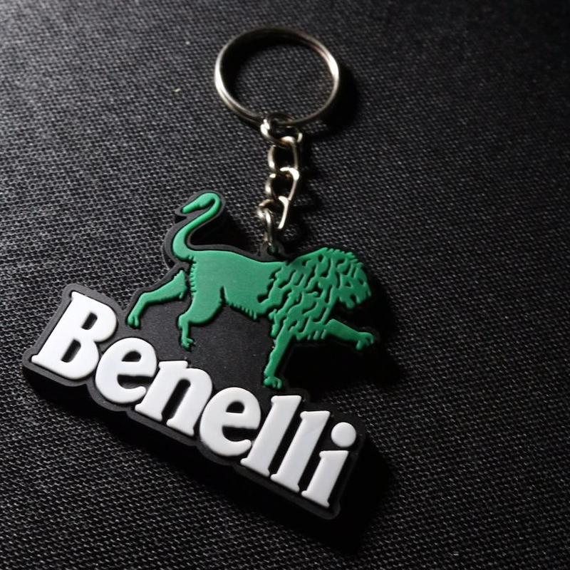 جاسویچی سیلیکونی ( Benelli ) در رنگ های مختلف 