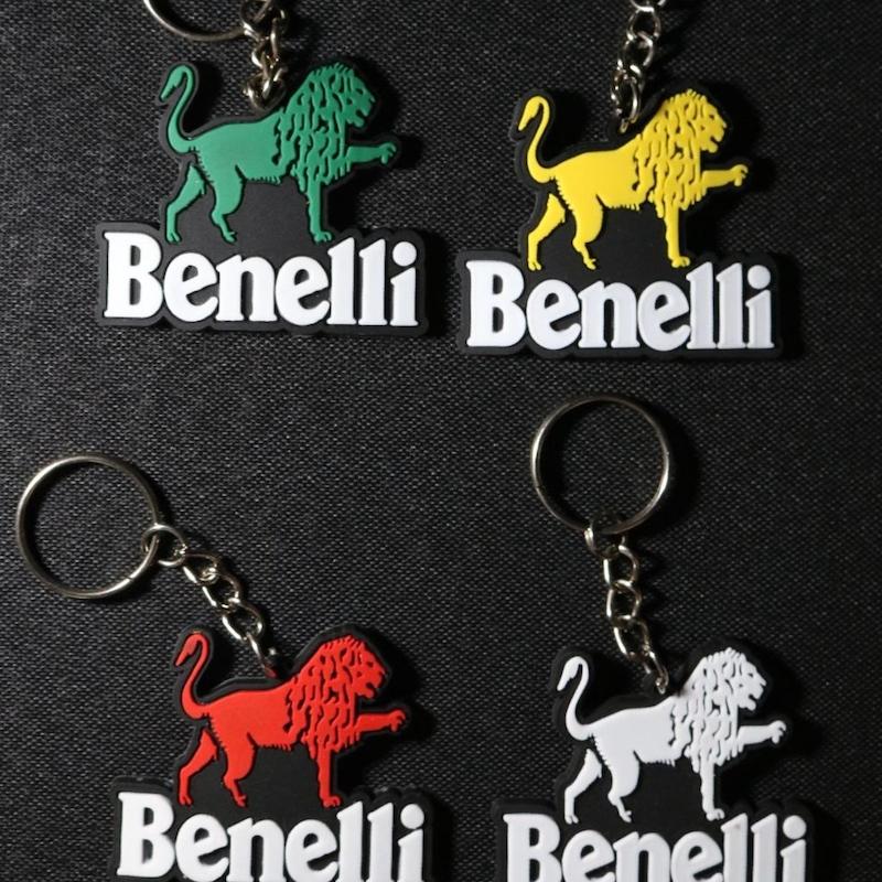 جاسویچی سیلیکونی ( Benelli ) در رنگ های مختلف 