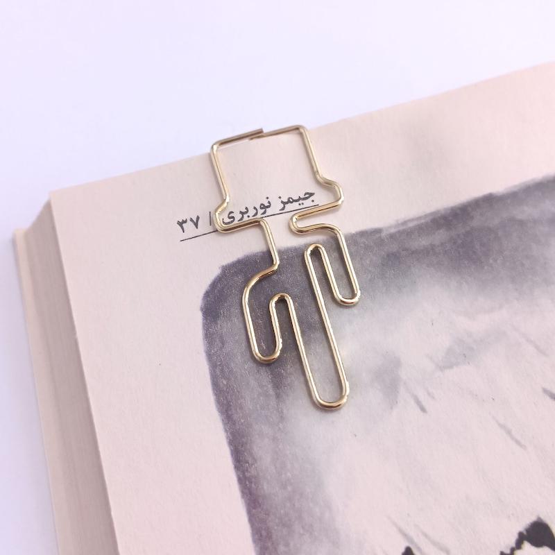 بوک مارک مریخ طرح کاکتوس