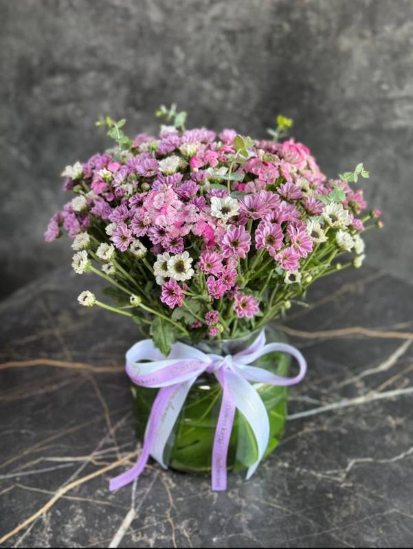 جار گل شیشه ای داوودی | گلدان هدیه با گلهای طبیعی