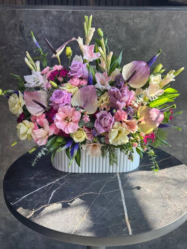 باکس گل با گلهای رنگی خاص