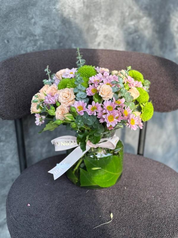 جارگل رز مینیاتوری و داوودی مناسب هدیه روز مادر