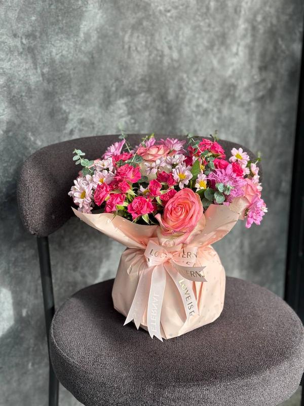 جار گل رز و داوودی تم صورتی